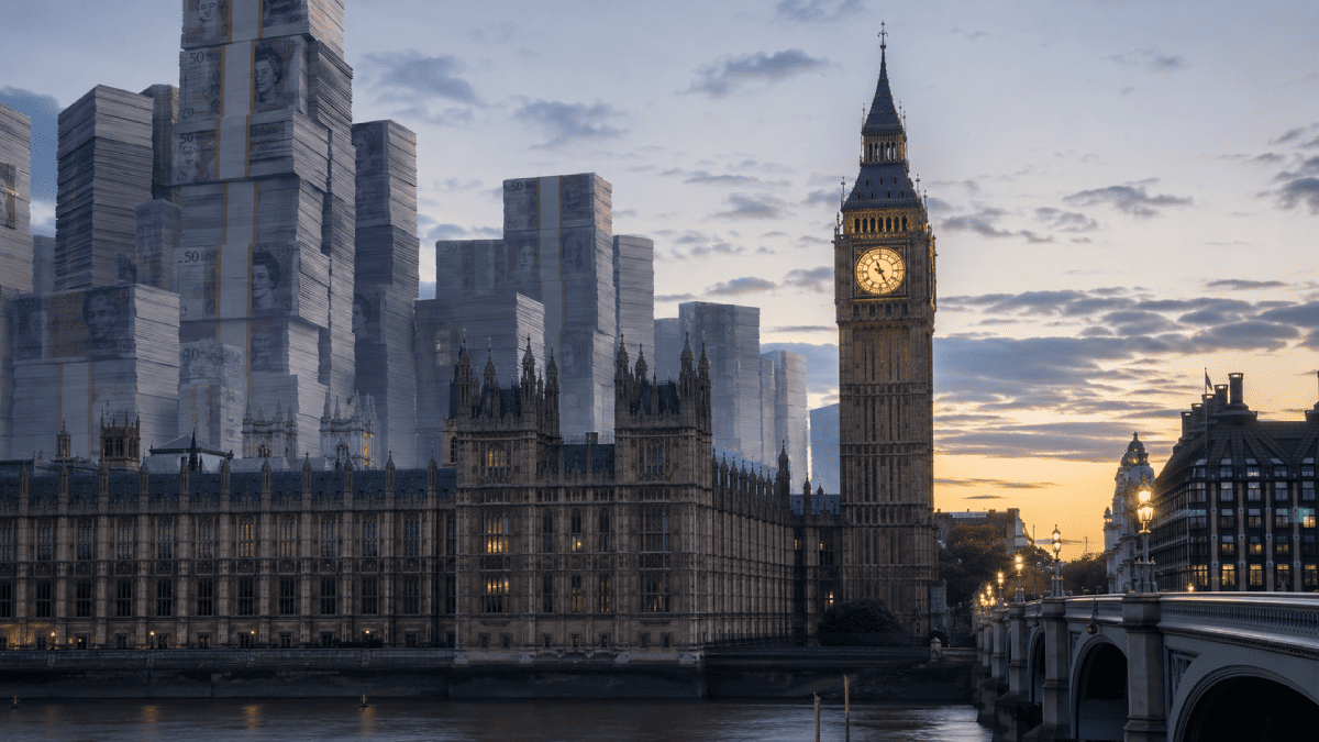 £7,500 Per Second In Public Debt. £650M A Day.